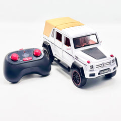 White die-cast SUV with 2.4G spray remote